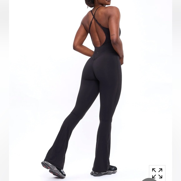 Legacy Flare Bodysuit - Picture 9 of 12